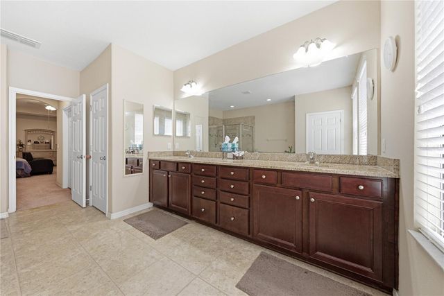 1902 VIA LAGO DRIVE, Lakeland, FL 33810