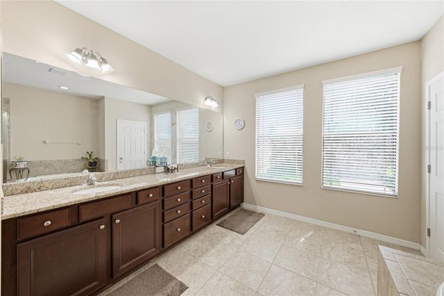 1902 VIA LAGO DRIVE, Lakeland, FL 33810
