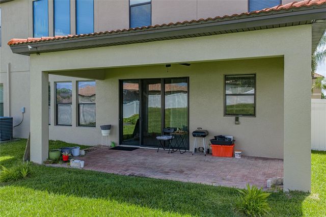 1902 VIA LAGO DRIVE, Lakeland, FL 33810