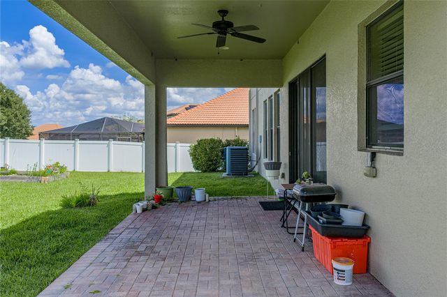 1902 VIA LAGO DRIVE, Lakeland, FL 33810