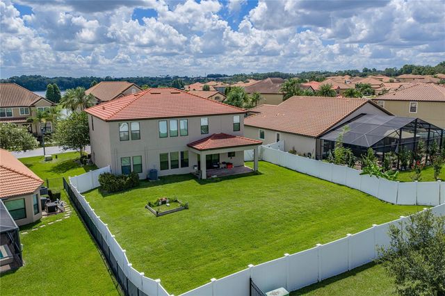1902 VIA LAGO DRIVE, Lakeland, FL 33810