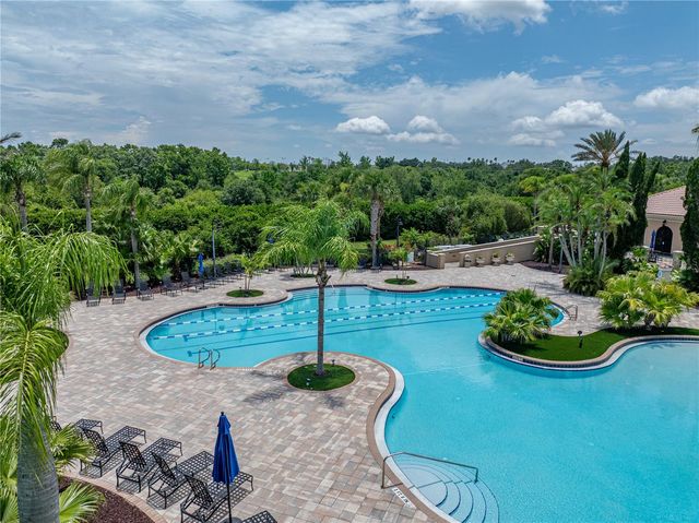 1902 VIA LAGO DRIVE, Lakeland, FL 33810