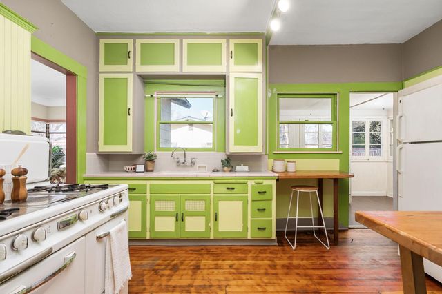 1336 N Del Mar Avenue, Fresno, CA 93728