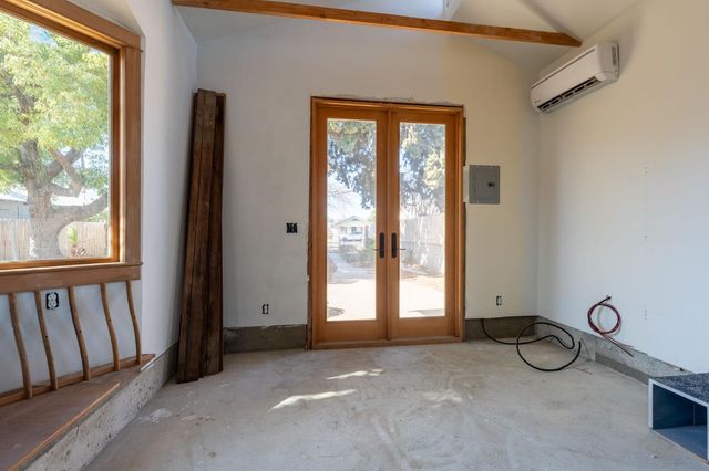 1336 N Del Mar Avenue, Fresno, CA 93728