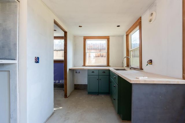 1336 N Del Mar Avenue, Fresno, CA 93728