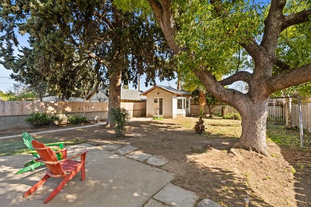 1336 N Del Mar Avenue, Fresno, CA 93728