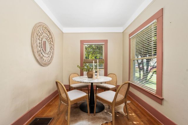 1336 N Del Mar Avenue, Fresno, CA 93728