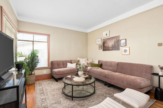 1336 N Del Mar Avenue, Fresno, CA 93728