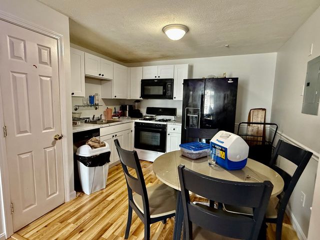 8 Kenmar Drive 72, Billerica, MA 01821