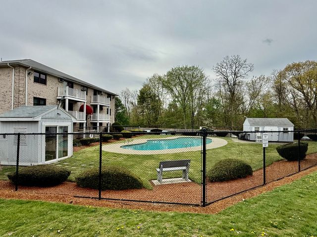 8 Kenmar Drive 72, Billerica, MA 01821