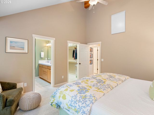 10 BIG TREE Rd, Gleneden Beach, OR 97388