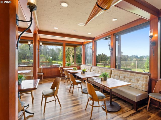 10 BIG TREE Rd, Gleneden Beach, OR 97388