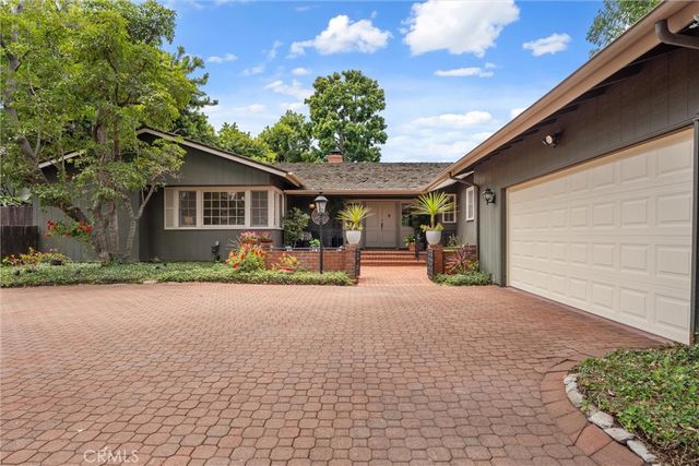 1455 La Perla, Long Beach, CA 90815