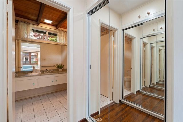 1455 La Perla, Long Beach, CA 90815