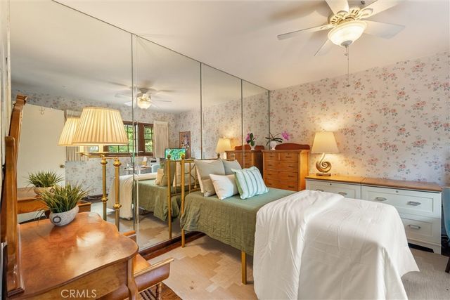 1455 La Perla, Long Beach, CA 90815