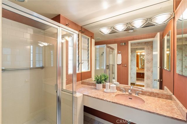 1455 La Perla, Long Beach, CA 90815