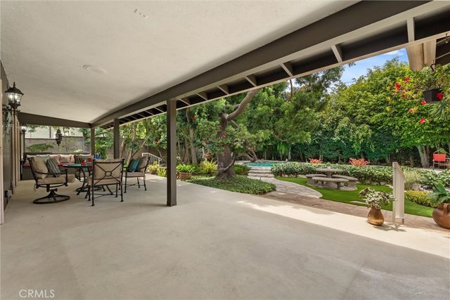 1455 La Perla, Long Beach, CA 90815