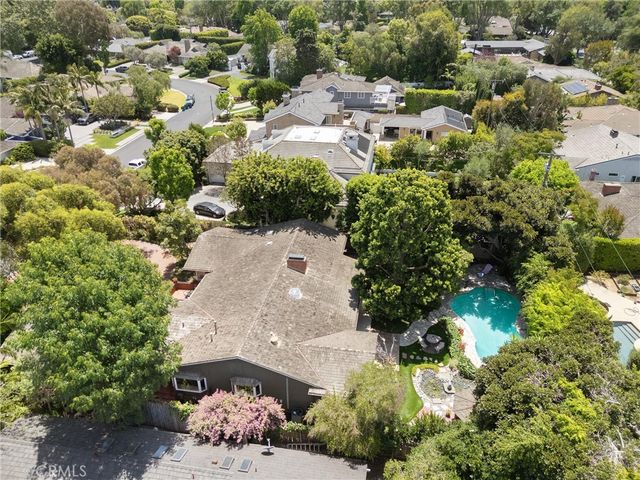 1455 La Perla, Long Beach, CA 90815