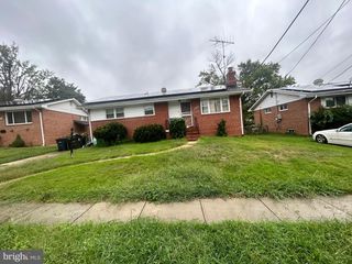 2533 FAIRHILL DR, Suitland, MD 20746