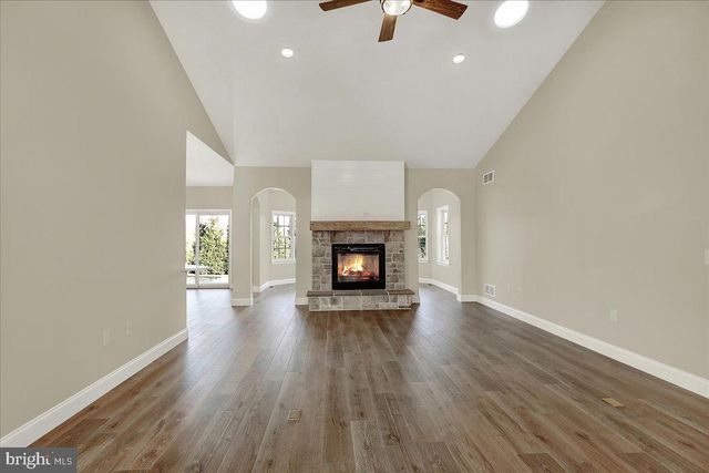 04 ROLLING MEADOW ROAD, Lebanon, PA 17046