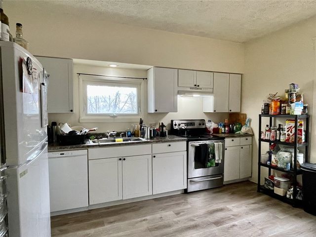 165 Chestnut Street, Oneonta-city, NY 13820