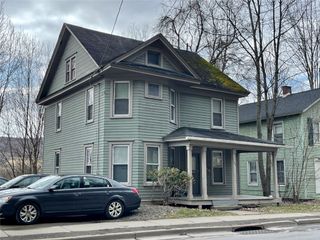 165 Chestnut Street, Oneonta-city, NY 13820