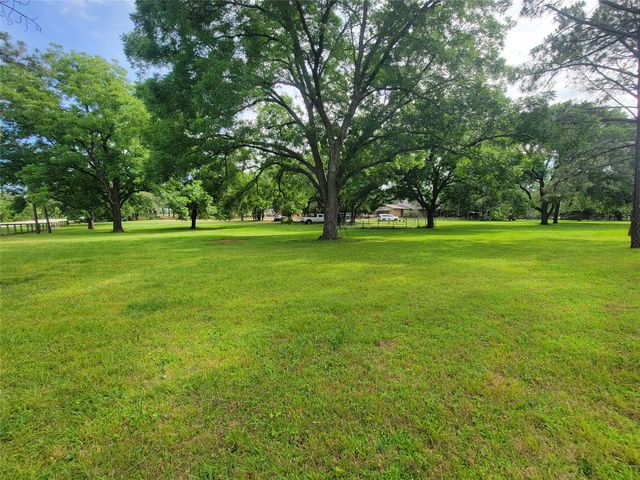 525 Estates Drive, Copper Canyon, TX 75077