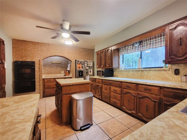 525 Estates Drive, Copper Canyon, TX 75077