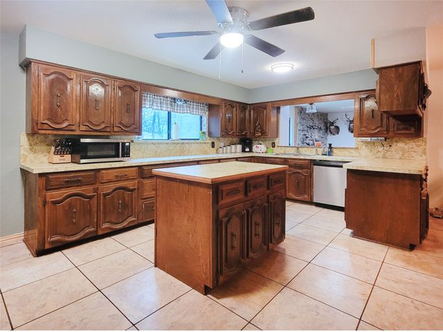 525 Estates Drive, Copper Canyon, TX 75077
