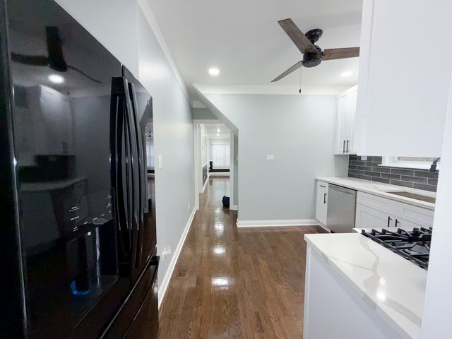 7252 S Wood Street, Chicago, IL 60636