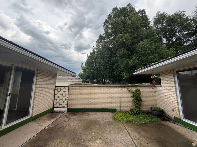 1938 E 5150 S, Holladay, UT 84117