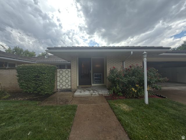 1938 E 5150 S, Holladay, UT 84117