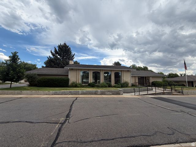 1938 E 5150 S, Holladay, UT 84117