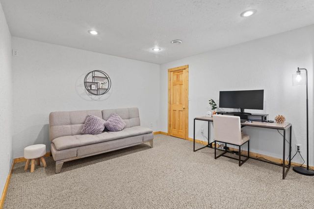 1227 Oriole DRIVE, Oconomowoc, WI 53066