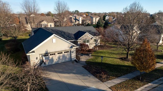 1227 Oriole DRIVE, Oconomowoc, WI 53066