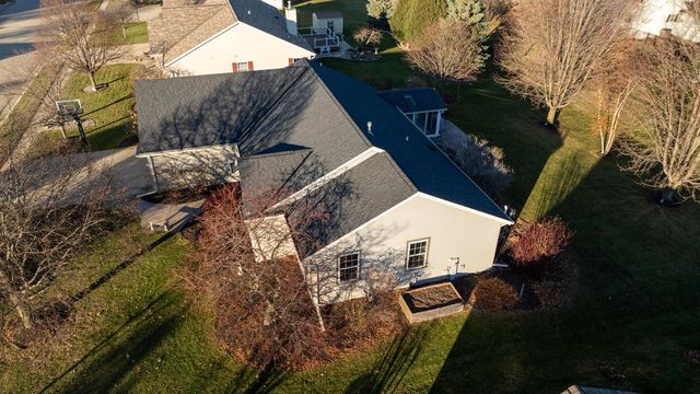 1227 Oriole DRIVE, Oconomowoc, WI 53066