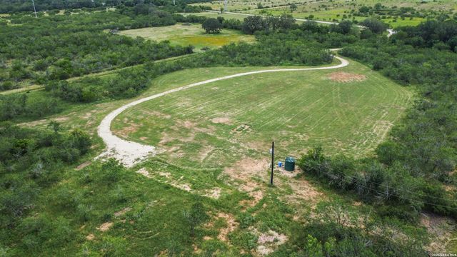 1393 Fox Trotter, Seguin, TX 78155