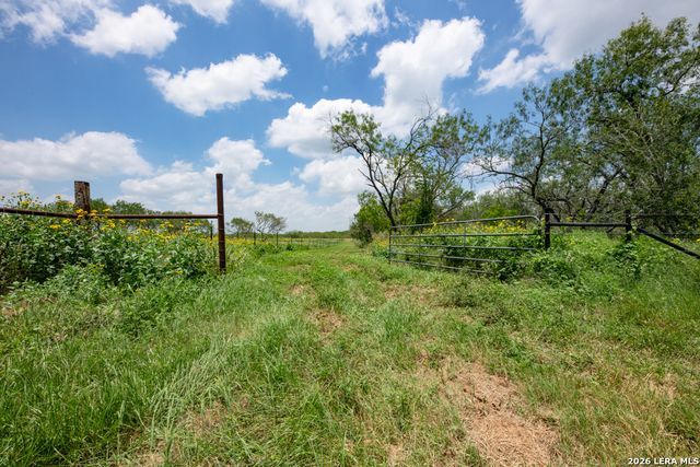 1393 Fox Trotter, Seguin, TX 78155