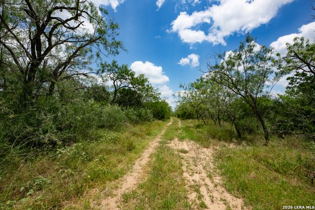 1393 Fox Trotter, Seguin, TX 78155