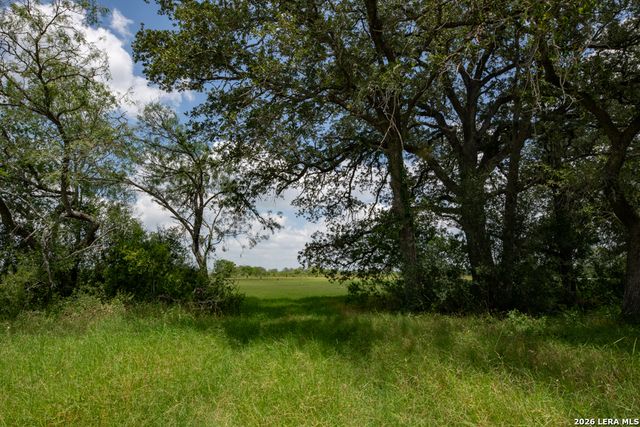 1393 Fox Trotter, Seguin, TX 78155