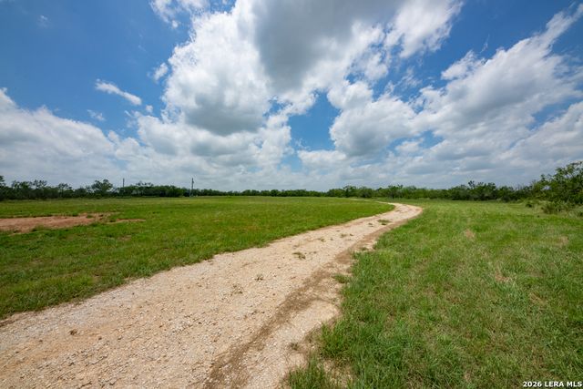1393 Fox Trotter, Seguin, TX 78155