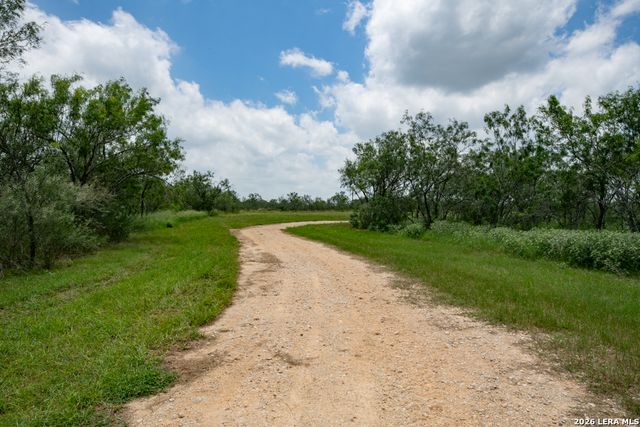 1393 Fox Trotter, Seguin, TX 78155