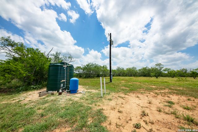 1393 Fox Trotter, Seguin, TX 78155
