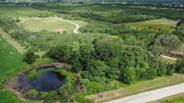 1393 Fox Trotter, Seguin, TX 78155