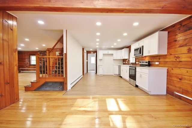 134 Black Forest Road, Glen Spey, NY 12737