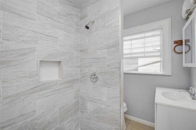 1427 W 6th Street Street, Freeport, TX 77541