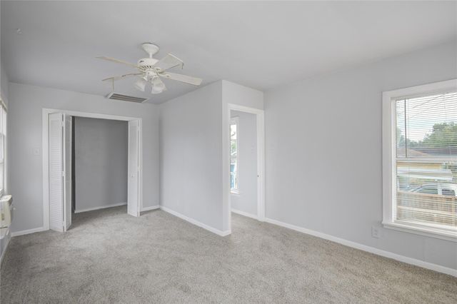 1427 W 6th Street Street, Freeport, TX 77541