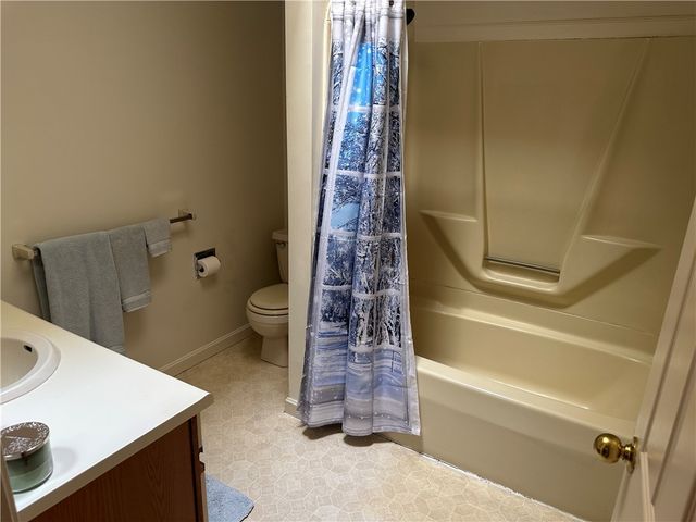 36 Bleachery Court, Warwick, RI 02886