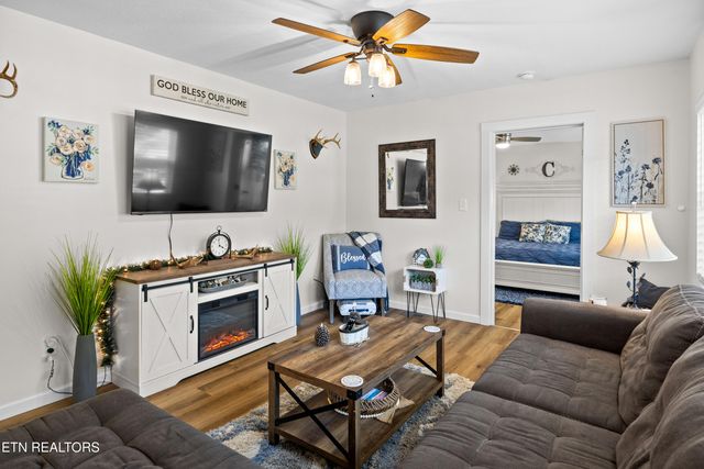 4149 Sevierville Rd, Maryville, TN 37804