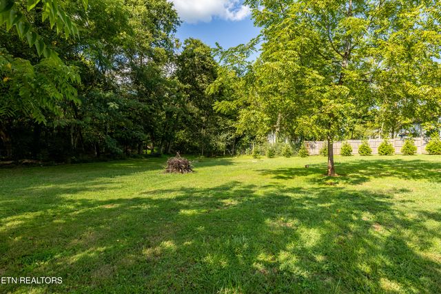 4149 Sevierville Rd, Maryville, TN 37804